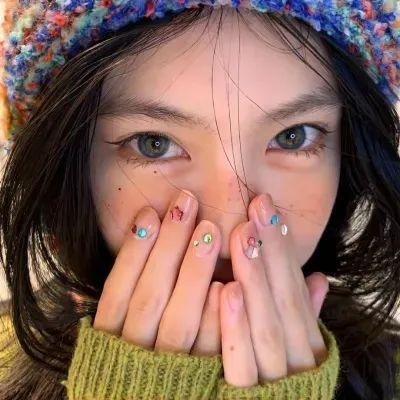 他的摩托车，她的岛